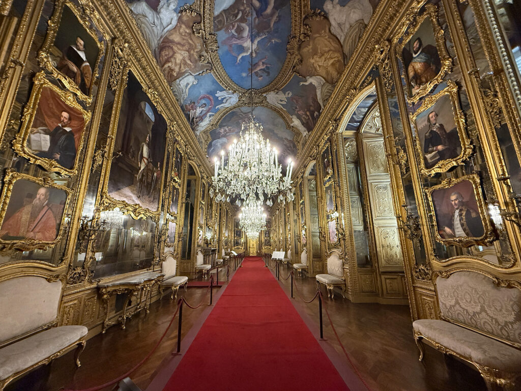 AcristaCafe-travel-Italy-Turin-Royal-Palace